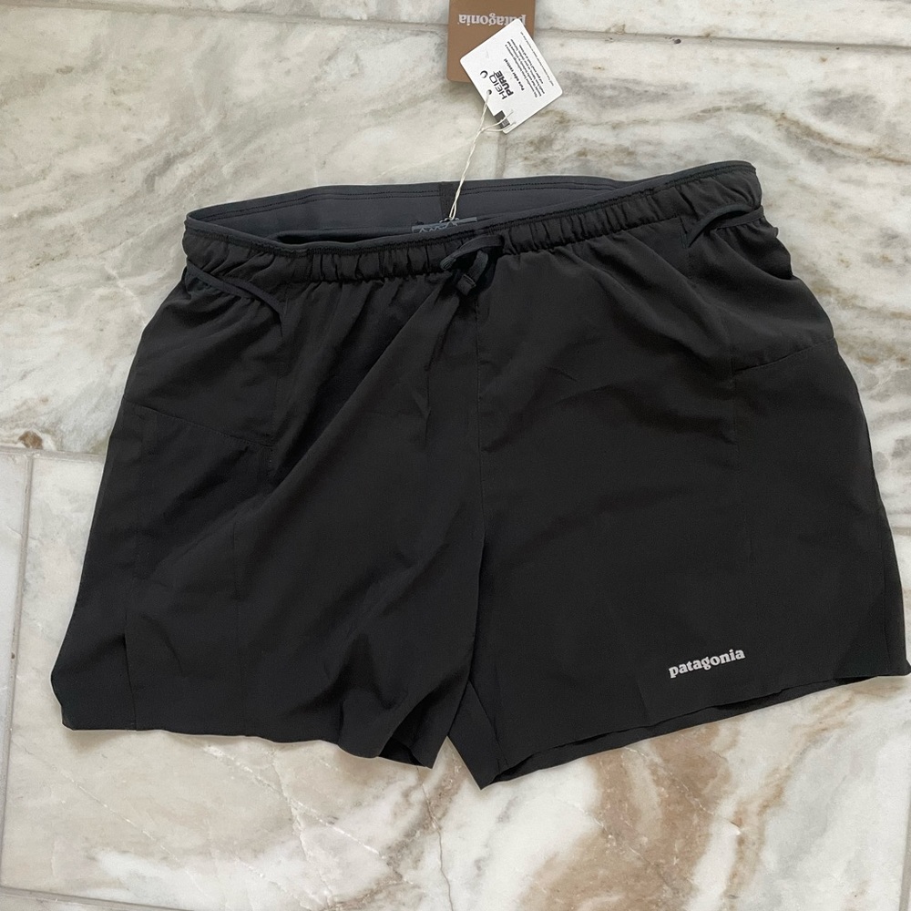 NWT men’s patagonia strider pro short 5” black lined small